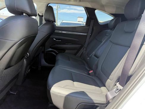 Certified 2023 Hyundai Tucson Limited AWD/4WD image 12
