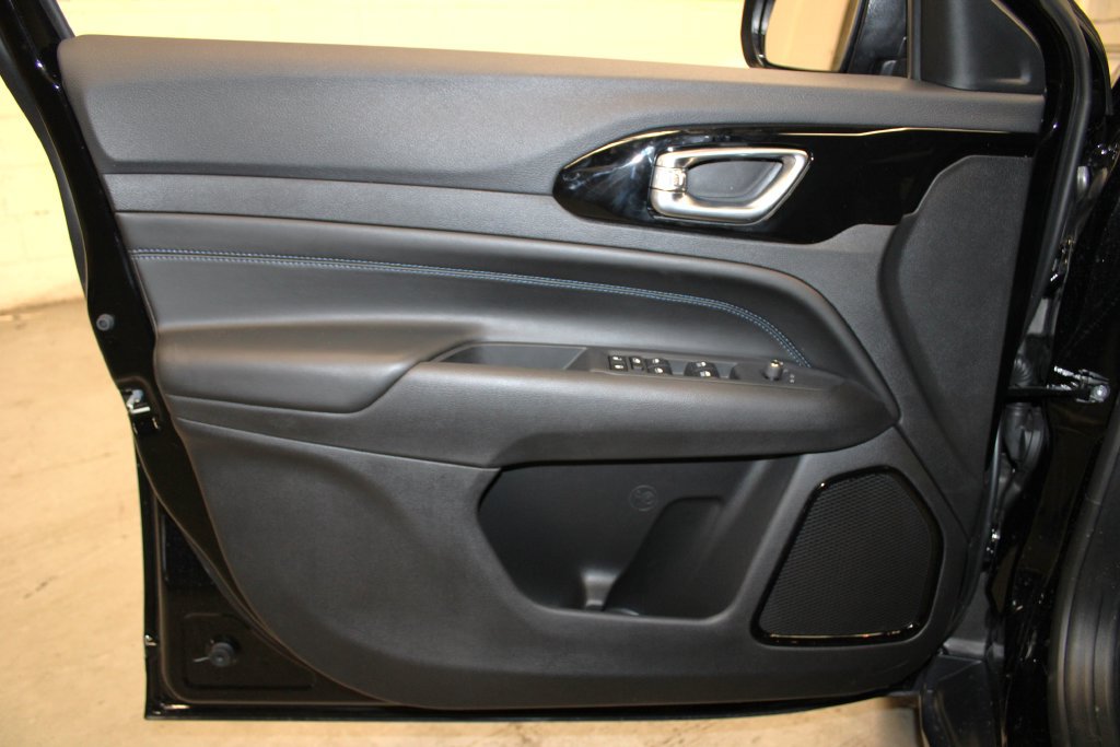 New 2026 Jeep Compass Limited AWD/4WD image 25