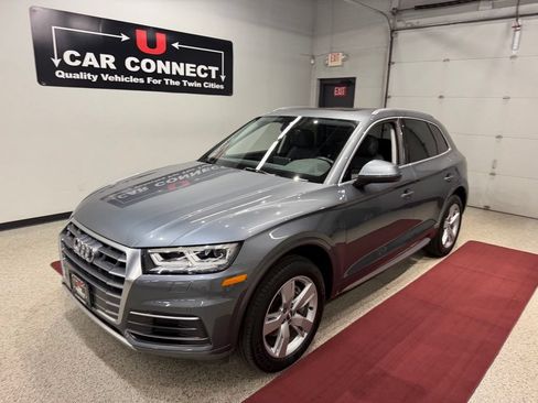 Used 2018 Audi Q5 2.0T Premium Plus w/ Premium Plus Package AWD/4WD image 3