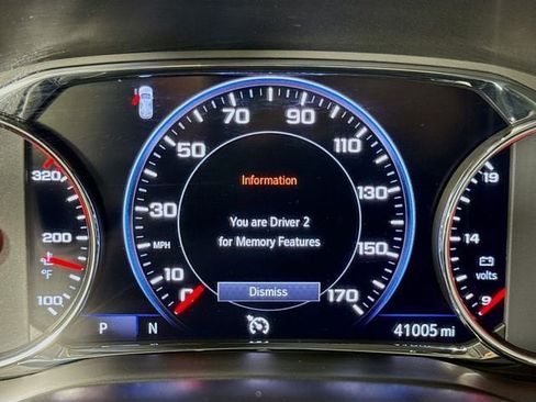 Used 2023 GMC Acadia Denali FWD image 12