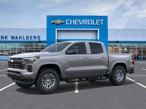 New 2026 Chevrolet Colorado LT w/ LT Convenience Package AWD/4WD image 2