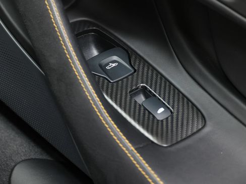 Used 2019 McLaren 570S Spider RWD image 53