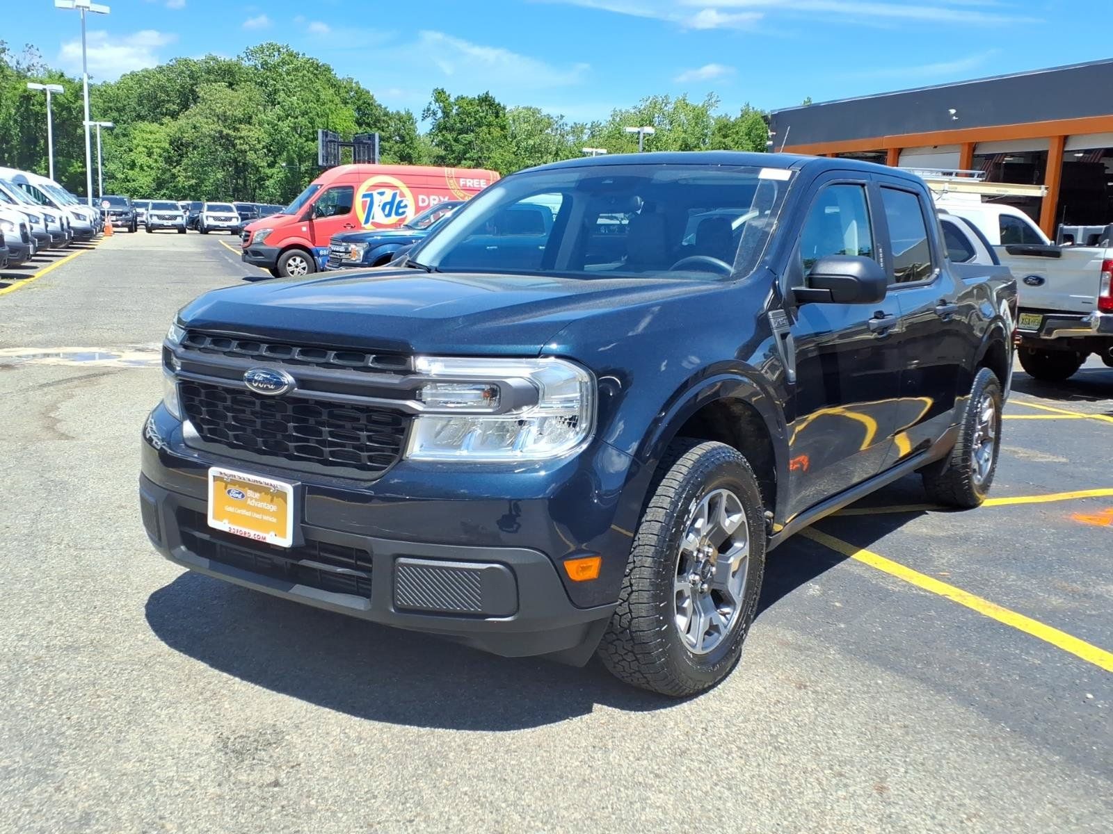 Certified 2023 Ford Maverick XLT w/ Equipment Group 300A Standard AWD/4WD image 4