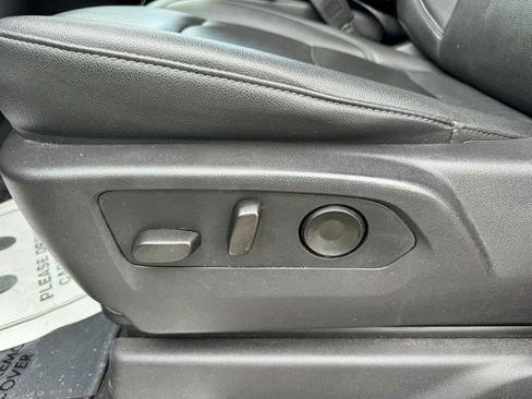 Certified 2024 GMC Sierra 1500 SLT image 13