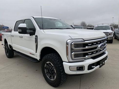 Used 2024 Ford F250 Platinum w/ Tremor Off-Road Package image 2