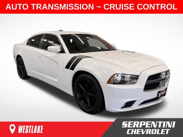 Used 2013 Dodge Charger SE RWD image 1