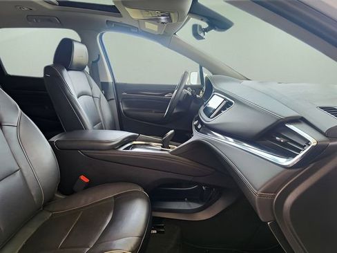 Used 2019 Buick Enclave Avenir FWD image 30