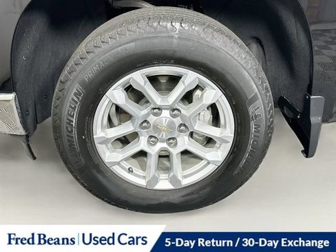 Used 2023 Chevrolet Silverado 1500 LT AWD/4WD image 37