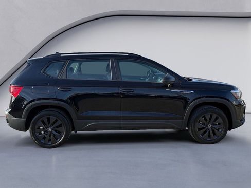 Used 2024 Volkswagen Taos S image 6