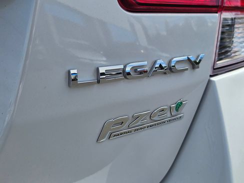 Used 2012 Subaru Legacy 2.5i Premium w/ All-Weather Pkg + Moonroof AWD/4WD image 29