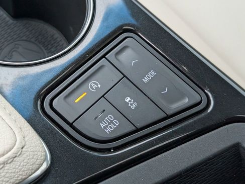 Used 2020 Cadillac CT4 Luxury w/ Sun And Sound Package image 39