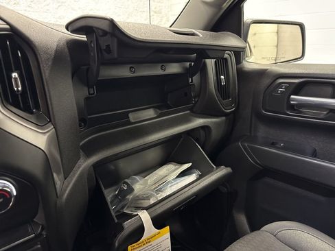 Used 2023 Chevrolet Silverado 1500 Custom AWD/4WD image 27