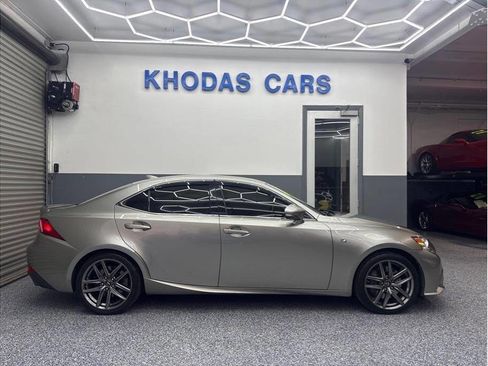 Used 2015 Lexus IS 350 w/ F-Sport Package RWD image 6
