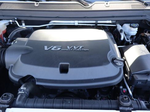 Used 2022 Chevrolet Colorado Z71 w/ Safety Package image 37