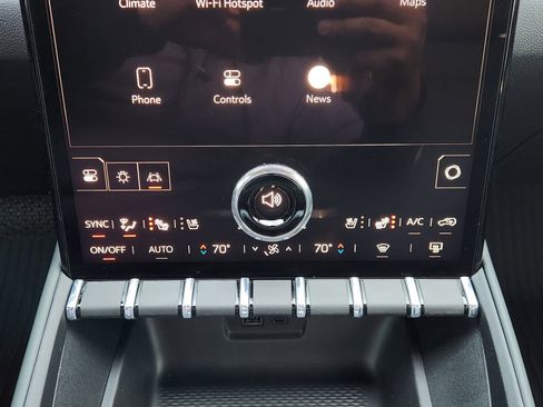 New 2026 GMC Terrain AT4 w/ Convenience Package III image 22