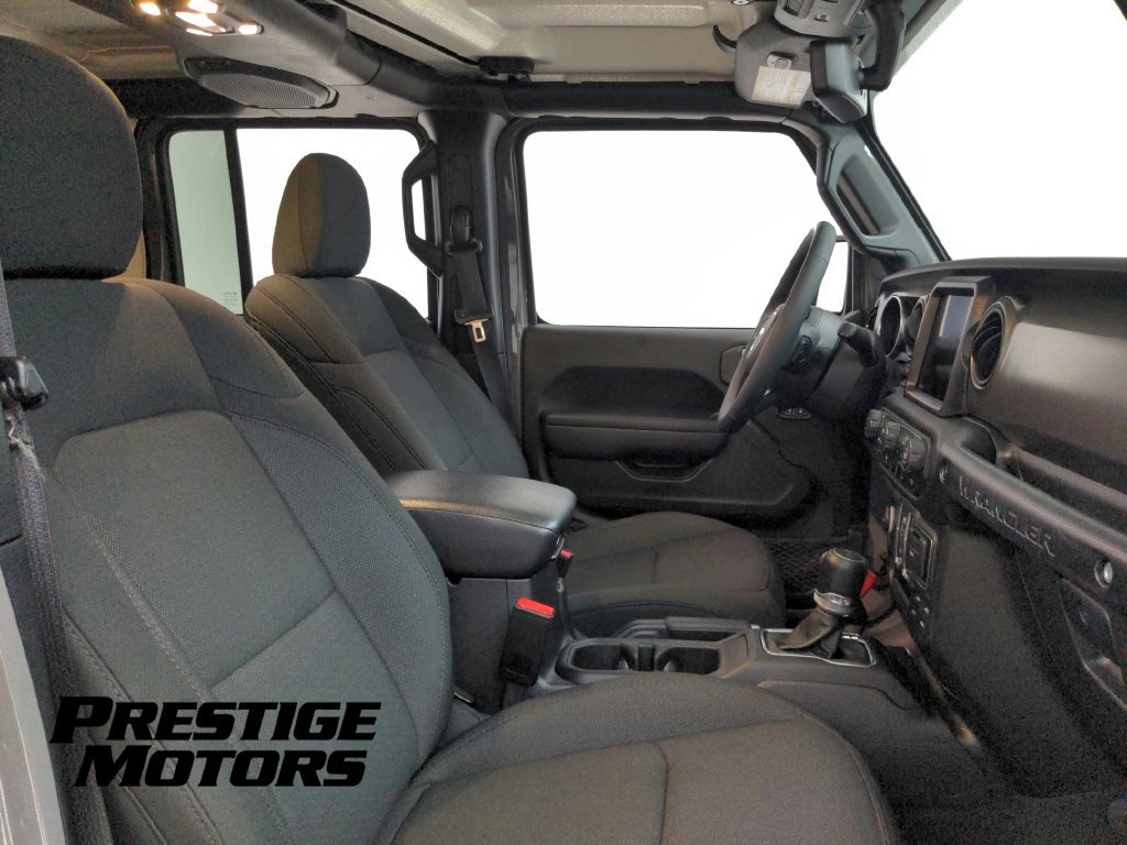 Used 2023 Jeep Wrangler Unlimited w/ Cold Weather Group AWD/4WD image 25