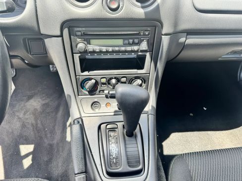 Used 1999 MAZDA MX-5 Miata RWD image 23