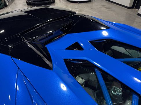 Used 2018 Lamborghini Aventador S AWD/4WD image 56