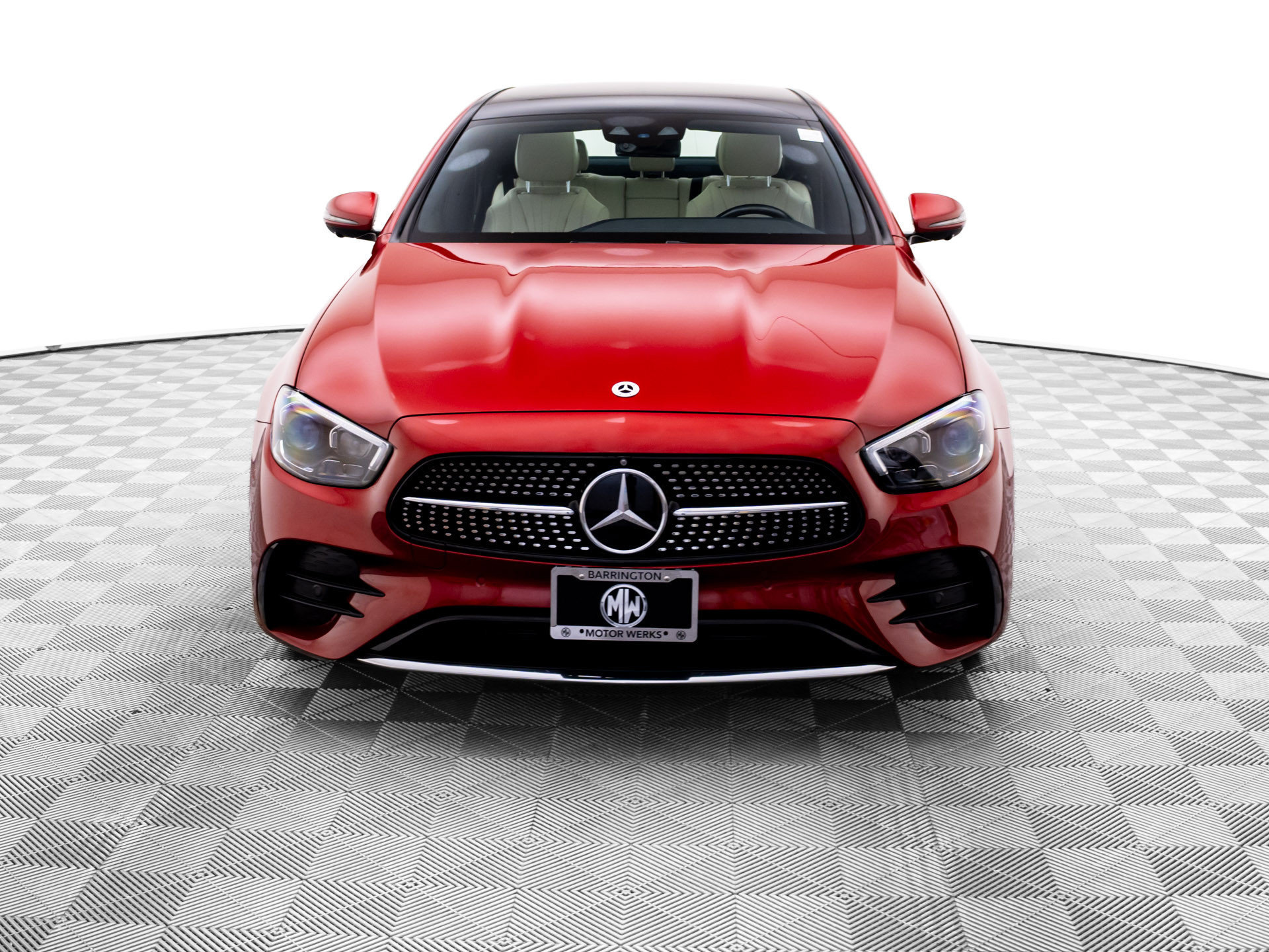 Used 2023 Mercedes-Benz E 350 4MATIC Sedan image 9