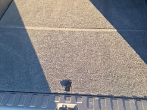 Used 2018 Chevrolet Equinox LT w/ Sun & Infotainment Package image 8