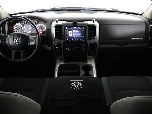 Used 2019 RAM 1500 Big Horn AWD/4WD image 13