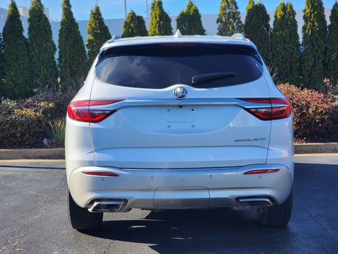 Used 2019 Buick Enclave Essence image 7