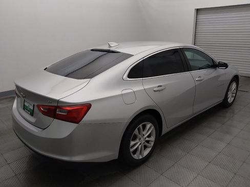 Used 2018 Chevrolet Malibu LT FWD image 9