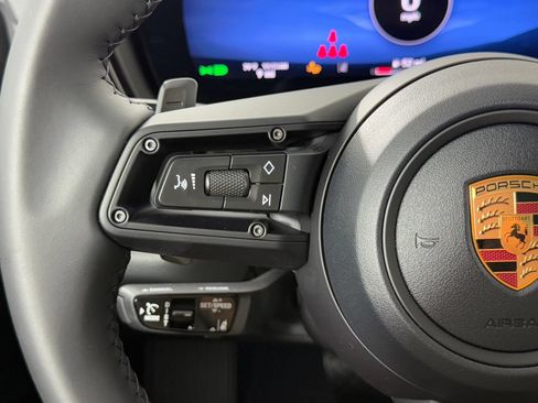 Certified 2026 Porsche Cayenne Coupe AWD/4WD image 16