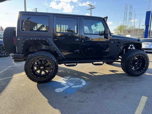 Used 2013 Jeep Wrangler Unlimited Sport image 5
