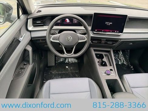 New 2026 Volkswagen Tiguan SE image 21