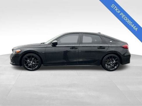 Used 2023 Honda Civic Sport image 4