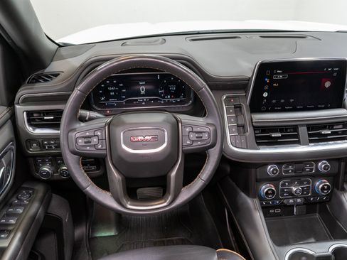 Used 2022 GMC Yukon XL AT4 w/ Max Trailering Package AWD/4WD image 11