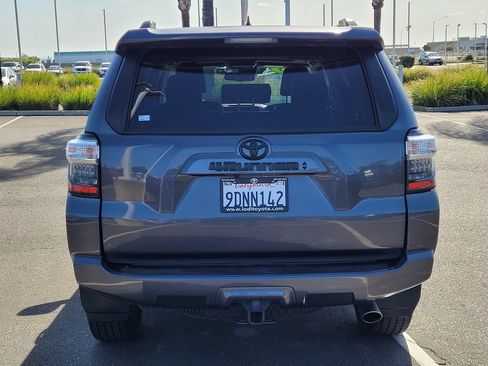 Used 2023 Toyota 4Runner SR5 Premium w/ Moonroof Package RWD image 6