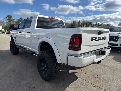 New 2025 RAM 2500 Big Horn AWD/4WD image 3