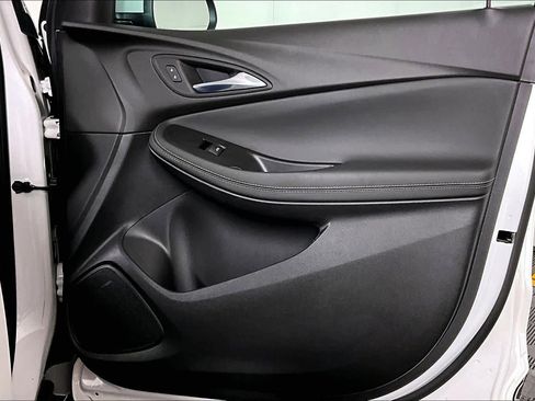 Certified 2023 Buick Encore GX Essence w/ Experience Buick Package image 23