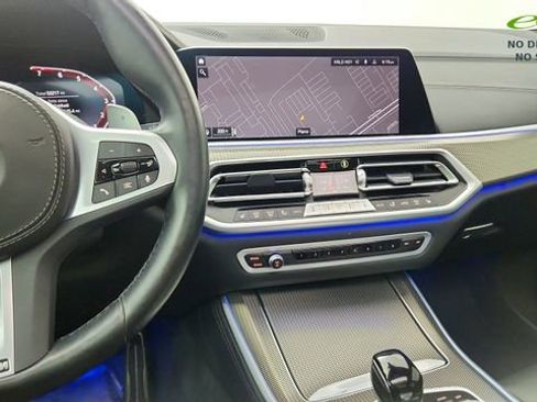 Used 2022 BMW X5 xDrive40i w/ M Sport Package AWD/4WD image 42