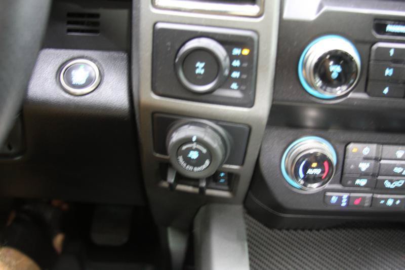 Used 2019 Ford F150 Raptor w/ Equipment Group 802A Luxury AWD/4WD image 35