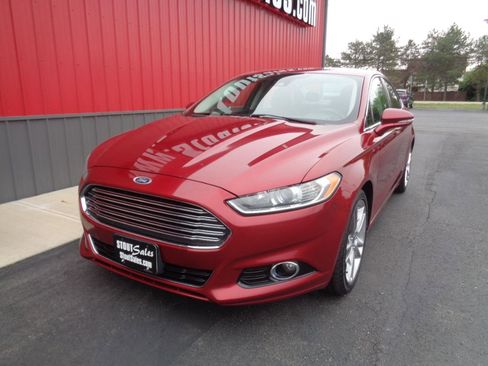Used 2015 Ford Fusion Titanium FWD image 1