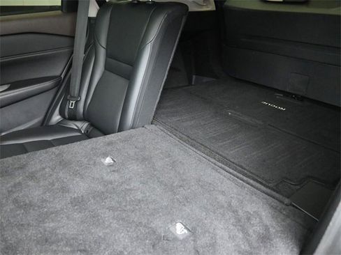 Used 2023 Nissan Rogue SL image 34