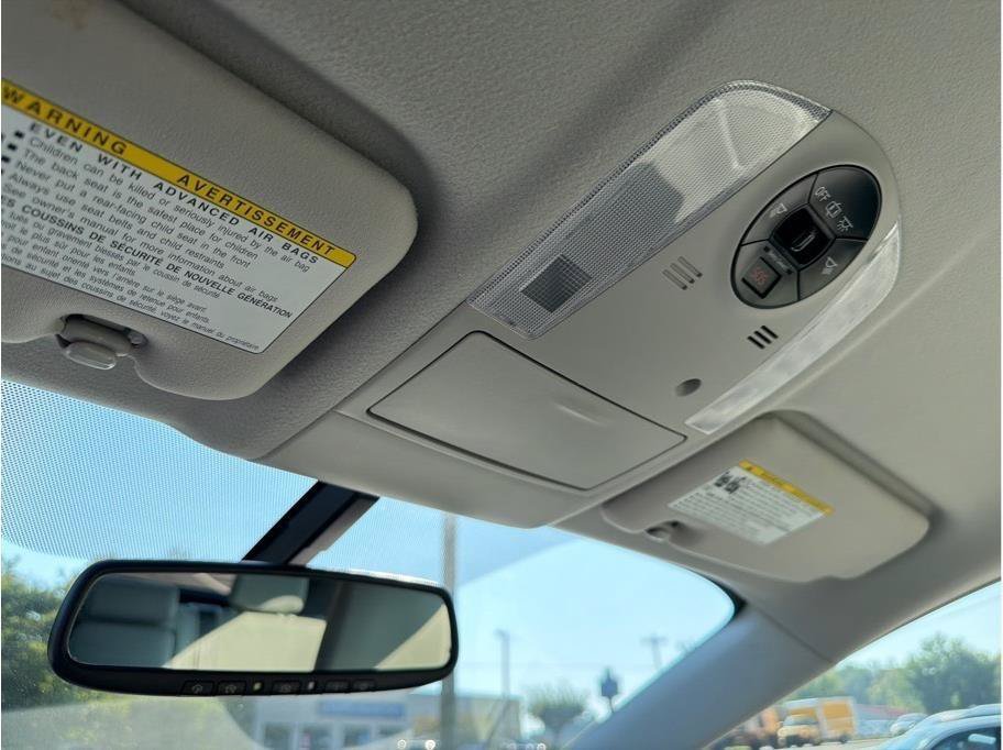 Used 2011 Toyota Prius Four w/ Navigation Pkg FWD image 18