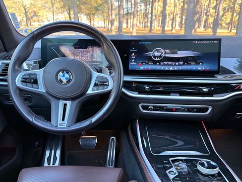 Certified 2024 BMW X7 M60i w/ Executive Package image 3