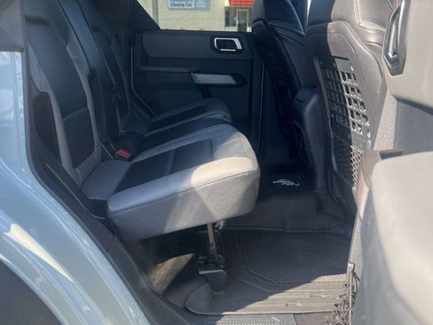 Used 2023 Ford Bronco Black Diamond image 24