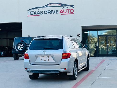 Used 2009 Toyota Highlander 2WD image 9