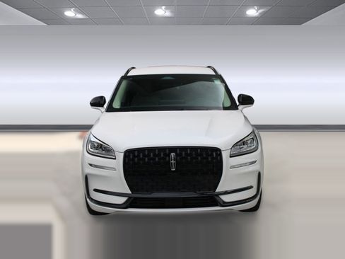 Used 2023 Lincoln Corsair Reserve w/ Jet Appearance Package image 6
