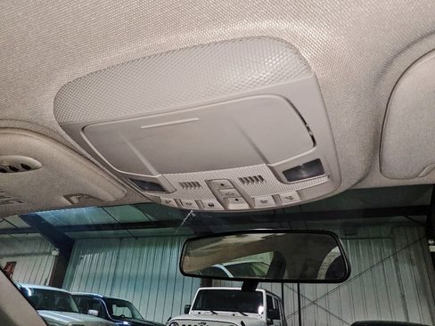 Used 2014 Ford Fusion SE image 36