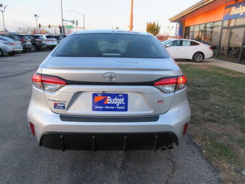 Used 2025 Toyota Corolla SE image 4