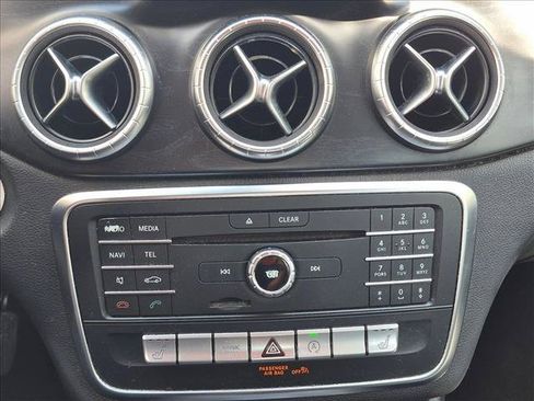 Used 2017 Mercedes-Benz CLA 250 4MATIC image 13