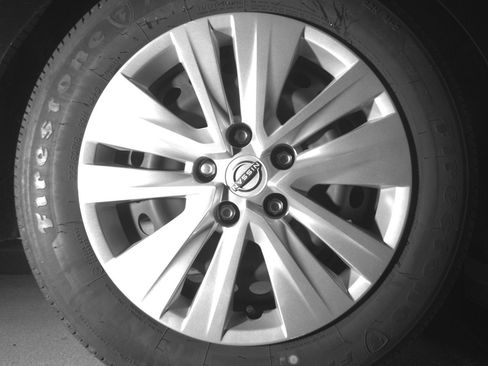 Used 2025 Nissan Sentra S FWD image 15