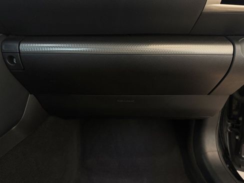 Used 2016 Lexus IS 200t w/ F Sport Package RWD image 36