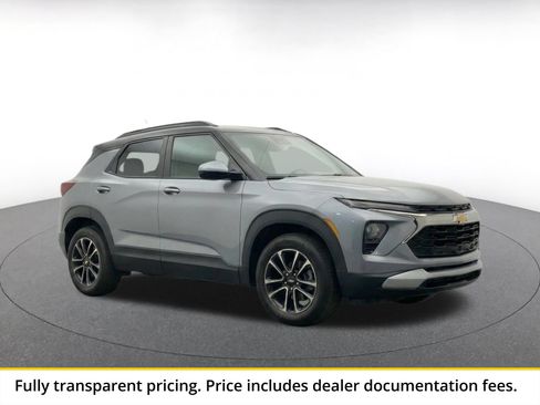 Used 2025 Chevrolet TrailBlazer LT FWD image 1